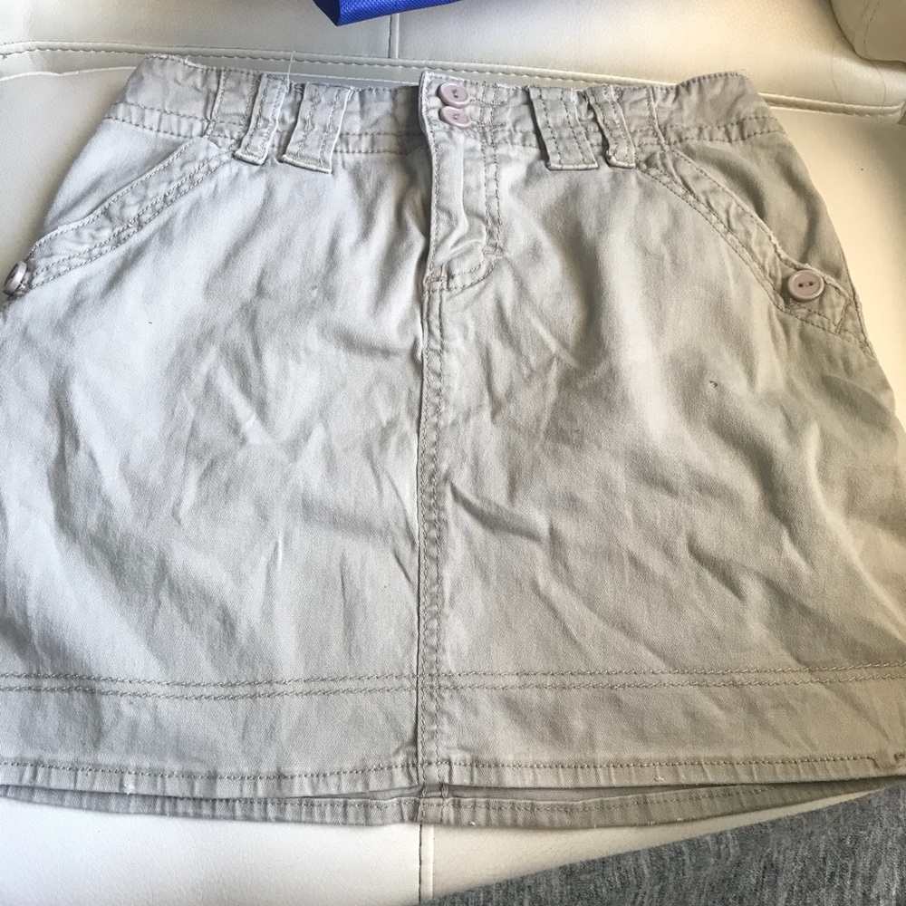 Cute baige skirt